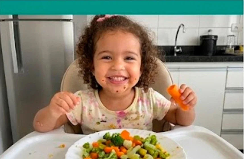Antes s&oacute; aceitava alimentos pastosos e l&iacute;quidos. Hoje, a Ana se delicia com um prato colorido e cheio de novidades.