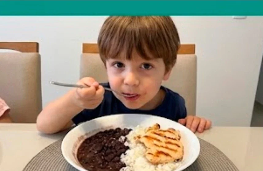 Refei&ccedil;&otilde;es sem briga, sem campo de batalha, sem chantagem... e o Jo&atilde;o comendo de forma saud&aacute;vel.